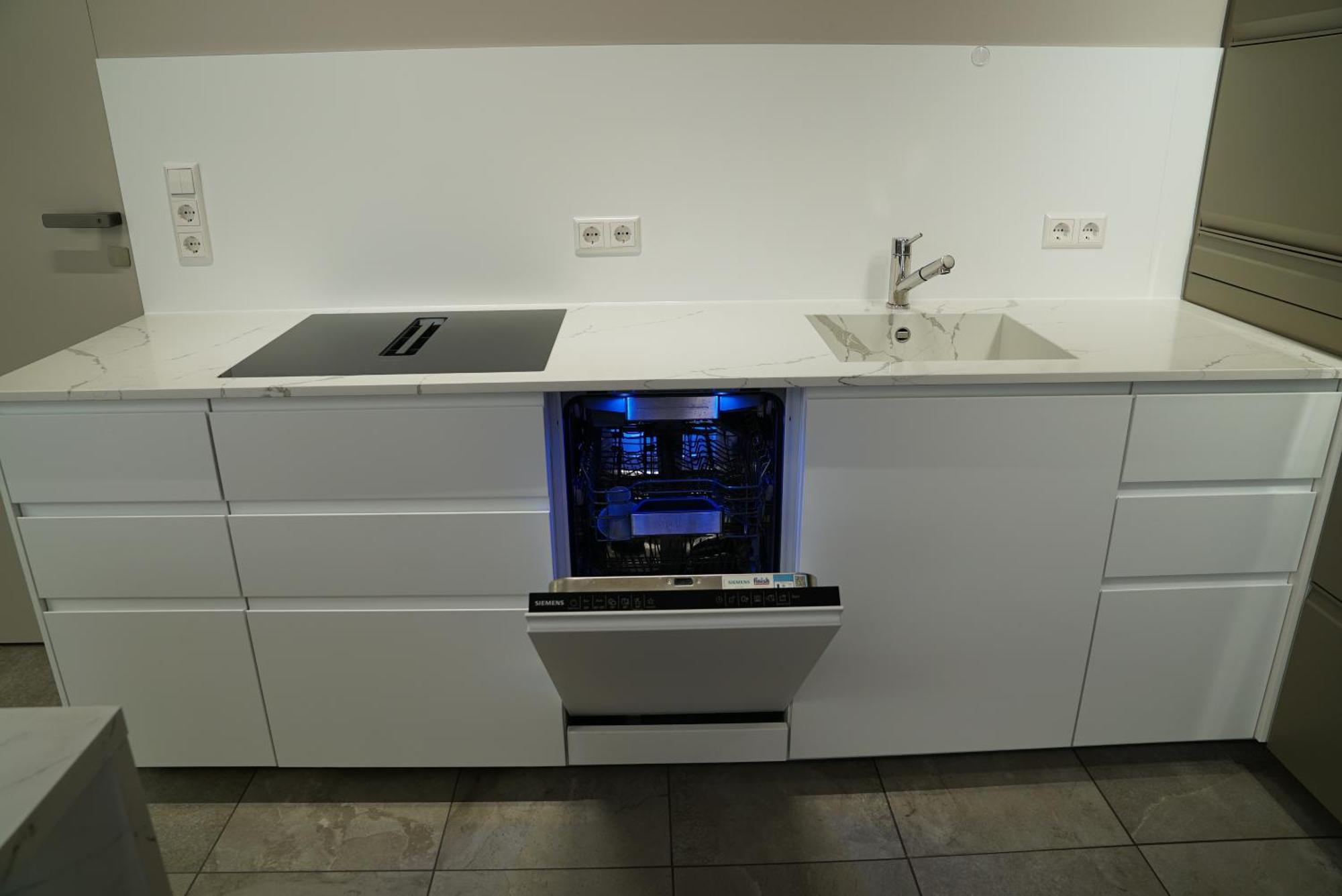 Kleine Studio-Wohnung, Kontaktloser Check-In เมคเคนบอยเริน ภายนอก รูปภาพ